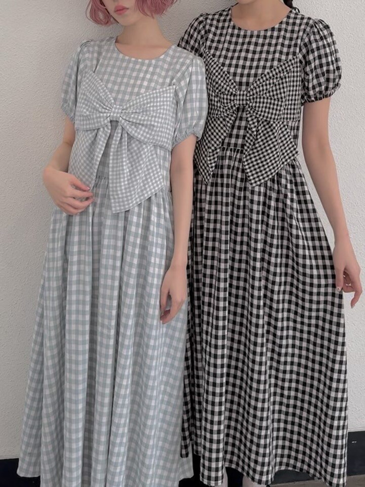 Süßes Kariertes Kleid mit Knot – Anime Merchandise In Japanese Bewertung und Preis